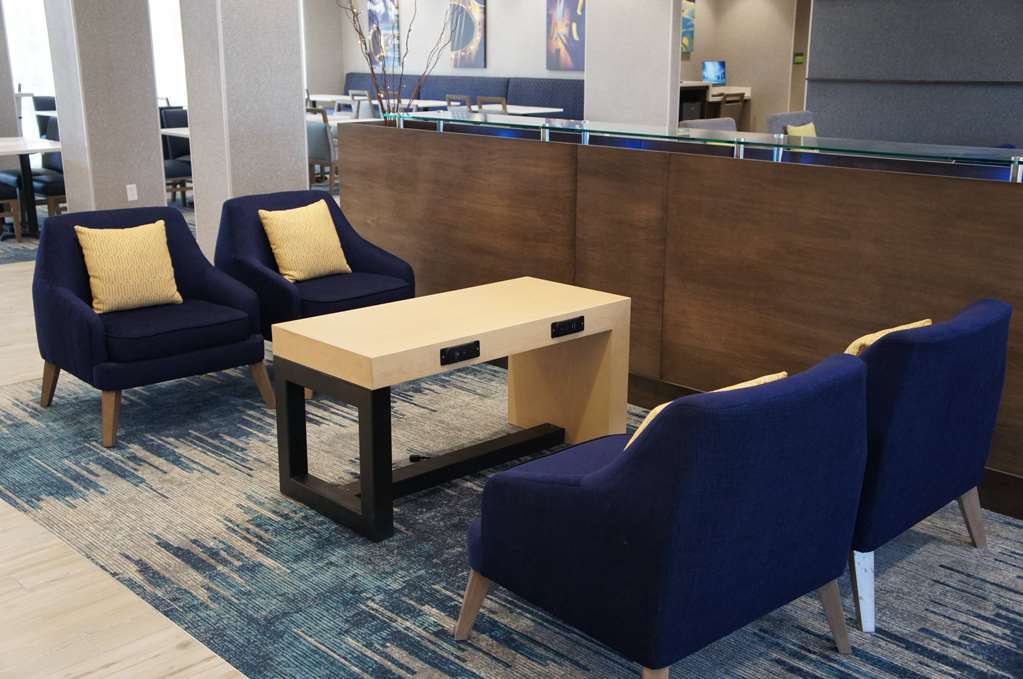 La Quinta Inn & Suites By Wyndham Kansas City Beacon Hill Restaurant foto